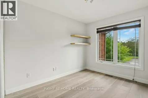2064 Dunollie Crescent Ottawa ON K2W 1H6