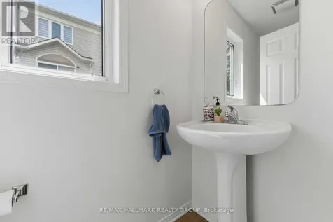466 Citadel Crescent Ottawa ON K2G 7E7