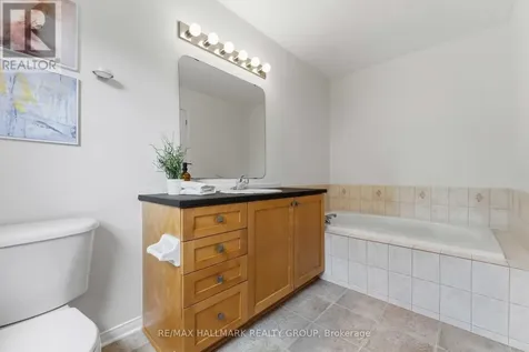 466 Citadel Crescent Ottawa ON K2G 7E7