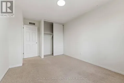 466 Citadel Crescent Ottawa ON K2G 7E7