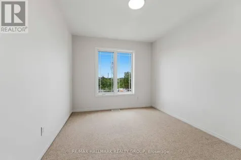 466 Citadel Crescent Ottawa ON K2G 7E7