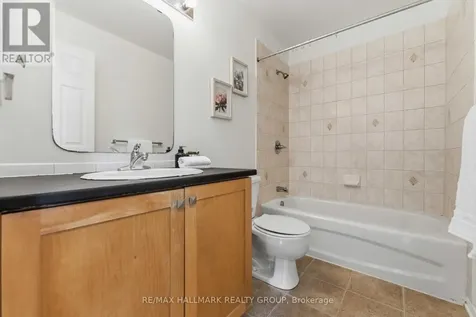 466 Citadel Crescent Ottawa ON K2G 7E7