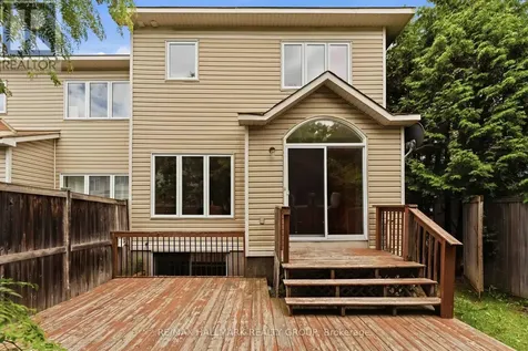 466 Citadel Crescent Ottawa ON K2G 7E7