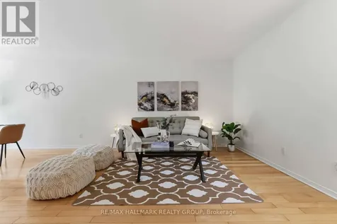 466 Citadel Crescent Ottawa ON K2G 7E7
