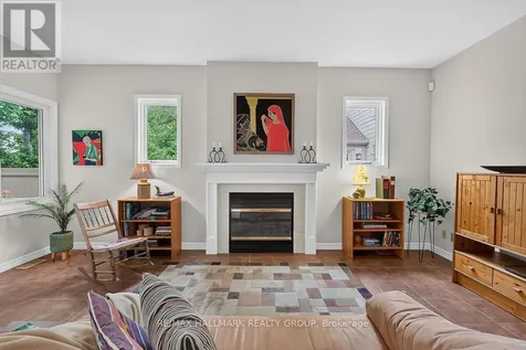 51 Castlethorpe Crescent Ottawa ON K2G 5P9