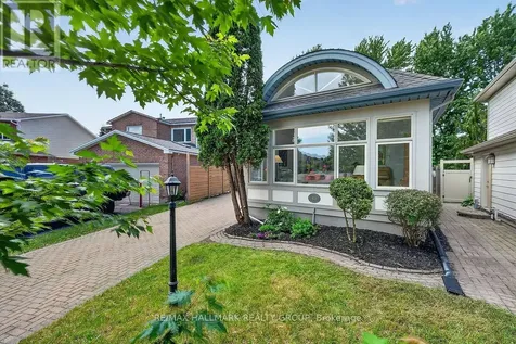 51 Castlethorpe Crescent Ottawa ON K2G 5P9