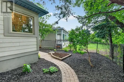 51 Castlethorpe Crescent Ottawa ON K2G 5P9