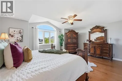 4896 Alexandra Avenue Beamsville ON L3J 1M1