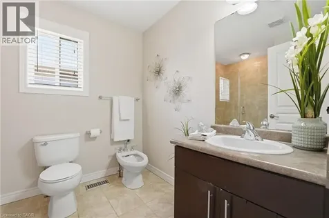 4896 Alexandra Avenue Beamsville ON L3J 1M1