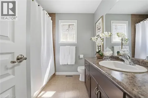 4896 Alexandra Avenue Beamsville ON L3J 1M1
