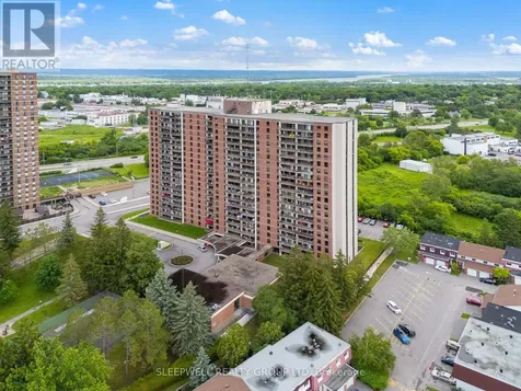 665 Bathgate Drive Ottawa ON K1K 3Y4