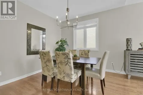 48 Maricona Way Ottawa ON K2T 1H2