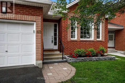 48 Maricona Way Ottawa ON K2T 1H2