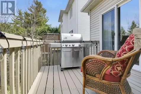 48 Maricona Way Ottawa ON K2T 1H2