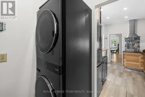 14 Crichton Street Ottawa ON K1M 2E2