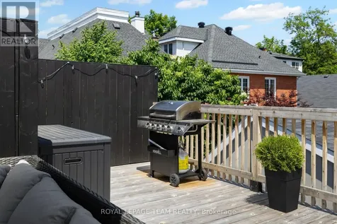 14 Crichton Street Ottawa ON K1M 2E2