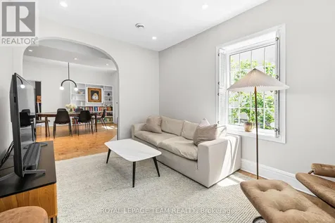 14 Crichton Street Ottawa ON K1M 2E2
