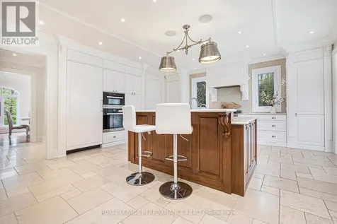 1413 Blackhorse Court Ottawa ON K4M 0A6
