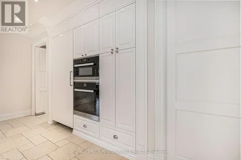 1413 Blackhorse Court Ottawa ON K4M 0A6