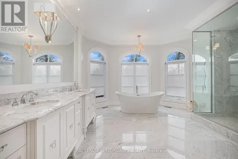 1413 Blackhorse Court Ottawa ON K4M 0A6