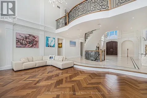 1413 Blackhorse Court Ottawa ON K4M 0A6