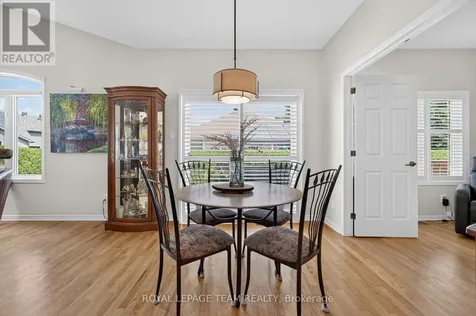 3 Goldora Private Ottawa ON K2T 1K8