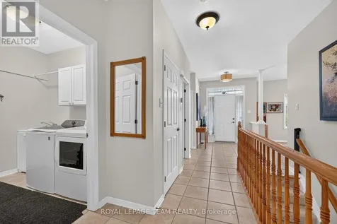 3 Goldora Private Ottawa ON K2T 1K8