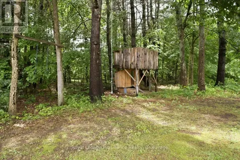 1217 Preston Road Havelock-belmont-methuen ON K0L 1Z0