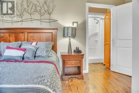453 Shoreline Avenue South Bruce Peninsula ON N0H 2T0