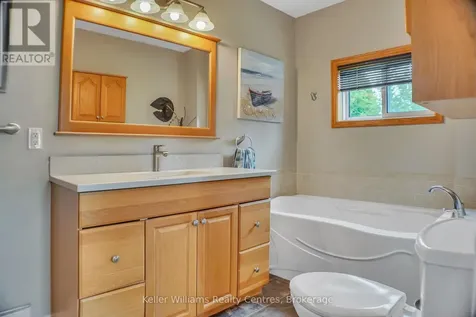 453 Shoreline Avenue South Bruce Peninsula ON N0H 2T0