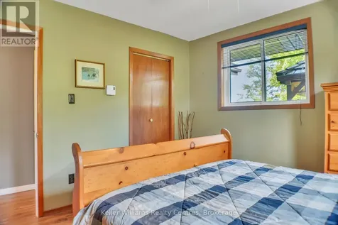 453 Shoreline Avenue South Bruce Peninsula ON N0H 2T0