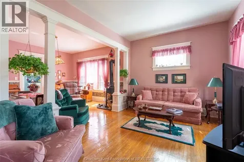 108 Forest Street Chatham ON N7L 2A4
