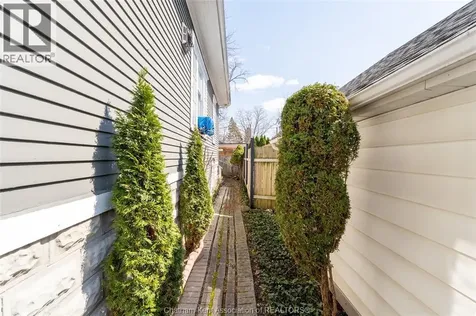 108 Forest Street Chatham ON N7L 2A4