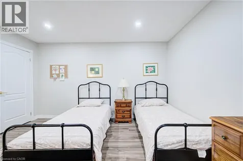 71 Beasley Crescent Cambridge ON N1T 1P5