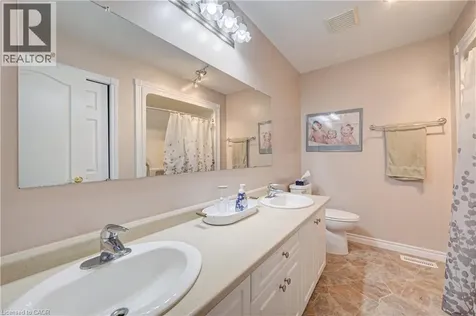 71 Beasley Crescent Cambridge ON N1T 1P5