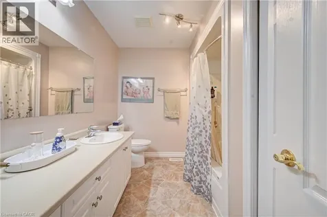 71 Beasley Crescent Cambridge ON N1T 1P5