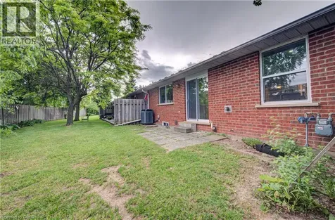 71 Beasley Crescent Cambridge ON N1T 1P5
