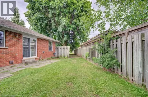 71 Beasley Crescent Cambridge ON N1T 1P5