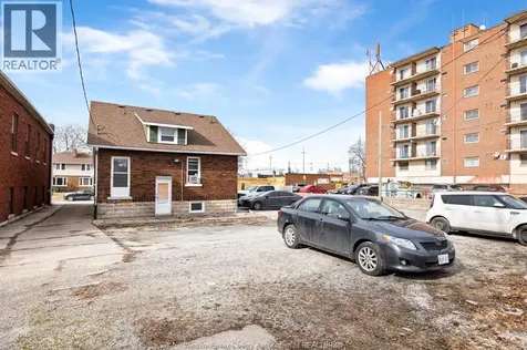 636 Partington Avenue Windsor ON N9B 2N7