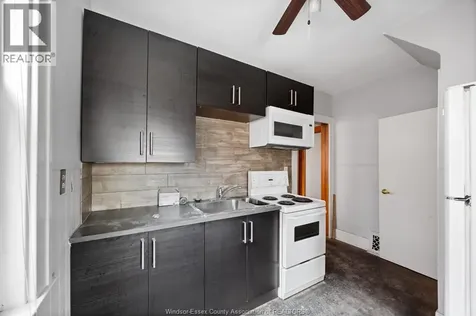 636 Partington Avenue Windsor ON N9B 2N7