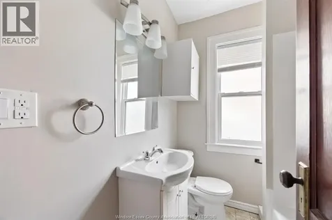 636 Partington Avenue Windsor ON N9B 2N7