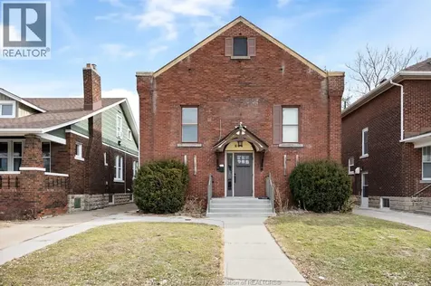 644 Partington Avenue Windsor ON N9B 2N7