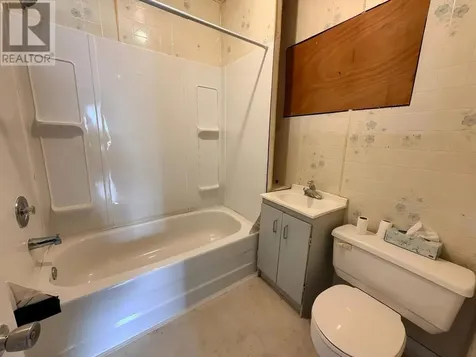 107 Beamish Ave E Geraldton ON P0T 1M0