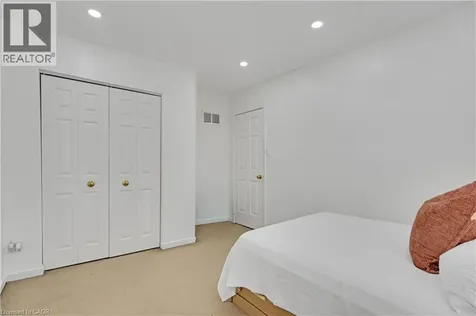1180 Mississauga Valley Boulevard Mississauga ON L5A 3M9