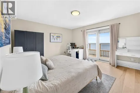 15 Cheval Drive Grimsby ON L3M 4P3