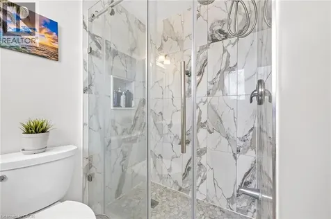 15 Cheval Drive Grimsby ON L3M 4P3