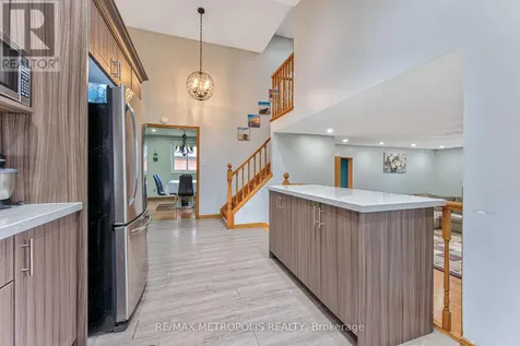 184 Stonyburn Crescent Cambridge ON N1R 7X8
