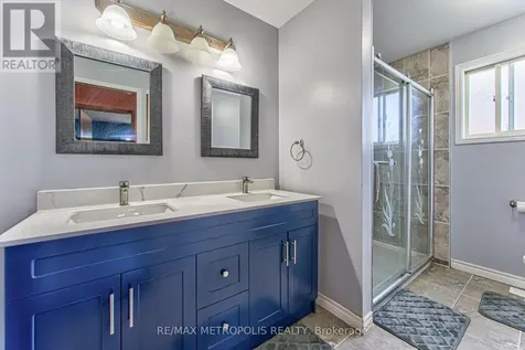 184 Stonyburn Crescent Cambridge ON N1R 7X8