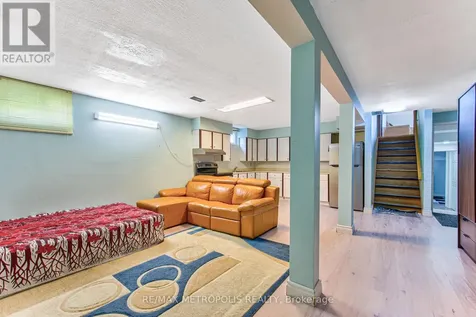 184 Stonyburn Crescent Cambridge ON N1R 7X8