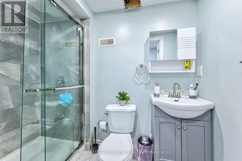 184 Stonyburn Crescent Cambridge ON N1R 7X8